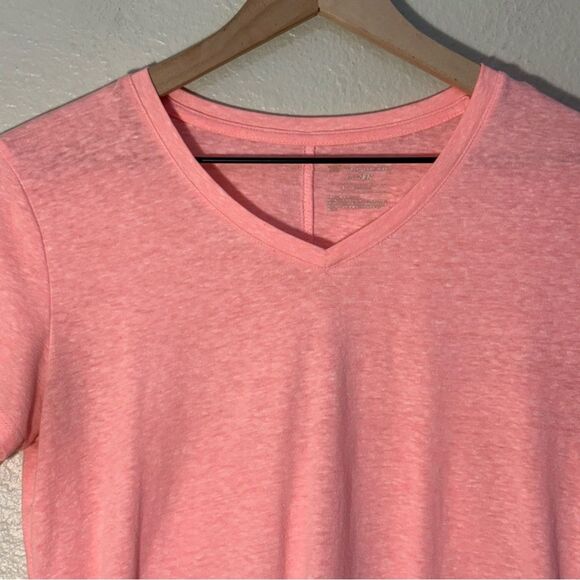 Tek Gear Coral Short Sleeve V-Neck Relaxed T-Shirt. - Picture 3 of 6